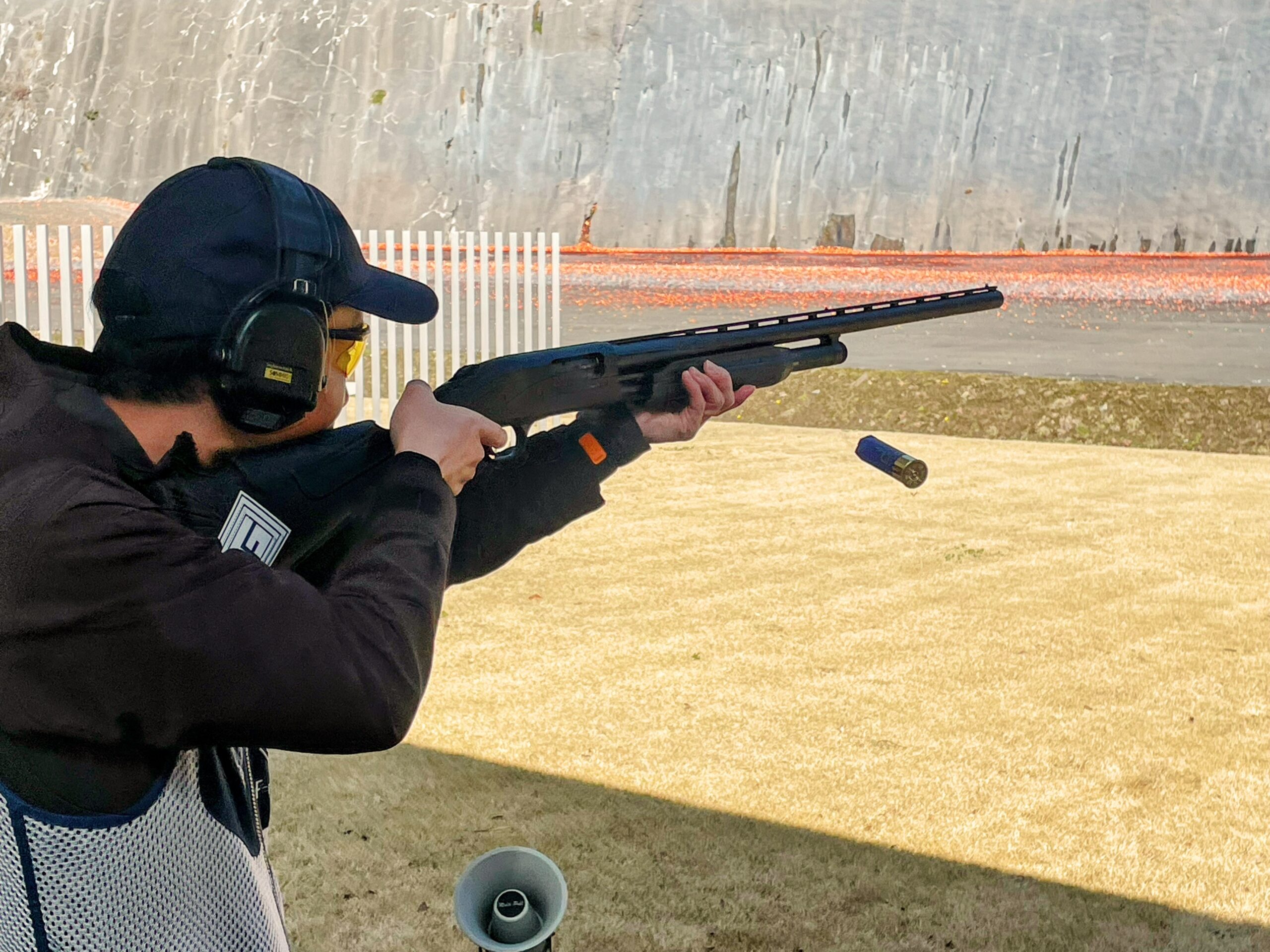 クレー射撃 – f-range 東京表参道の銃砲店